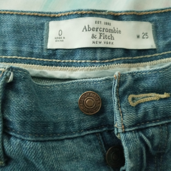 Abercrombie and finch - Picture 2 of 3